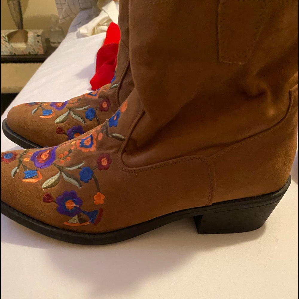 Boot- Western - Picture 2 of 4